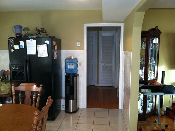 1ST FL KITCHEN