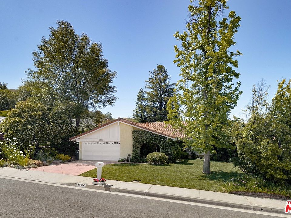 1st image of 28834 Barragan St