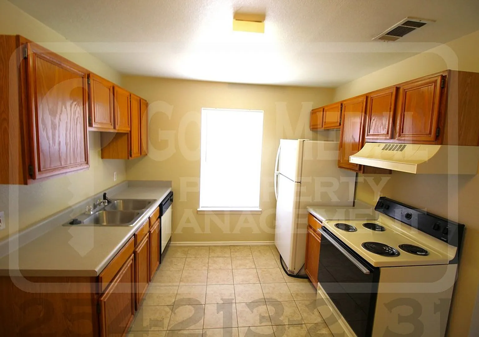 1708 Windward Dr — Photo 4