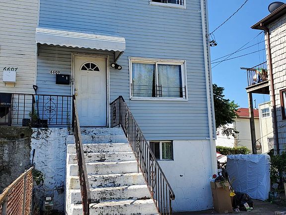 3rd image of 6609 Almeda Ave
