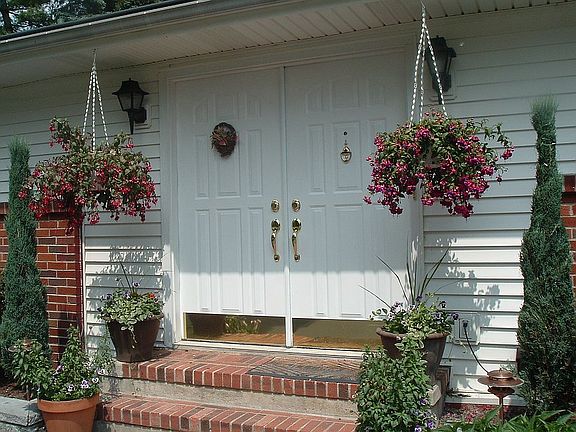 FRONT ENTRY