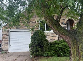 37 Wolverton Ave, Toronto, ON M4J 3H7