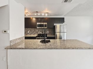 905 Montoya St #3, Sacramento, CA 95826