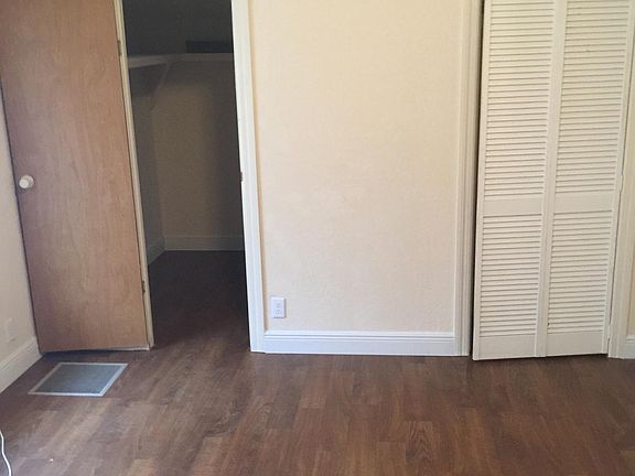 3rd image of 18108 Lake Front Dr #18108