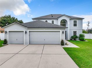 1045 Tawny Eagle Dr, Groveland, FL 34736