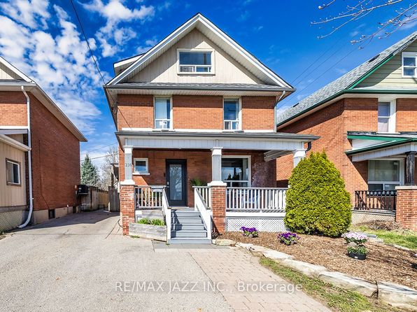 238 Division St, Oshawa, ON L1G 5M5