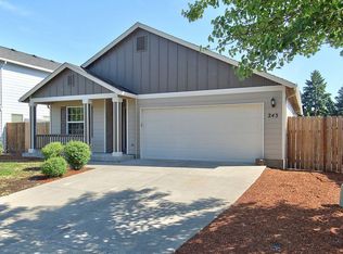 243 Whispering Pines Loop SE, Salem, OR 97317
