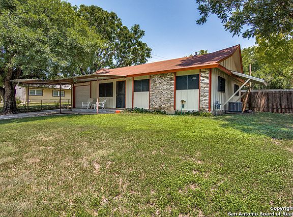 2nd image of 6015 Middlefield Dr