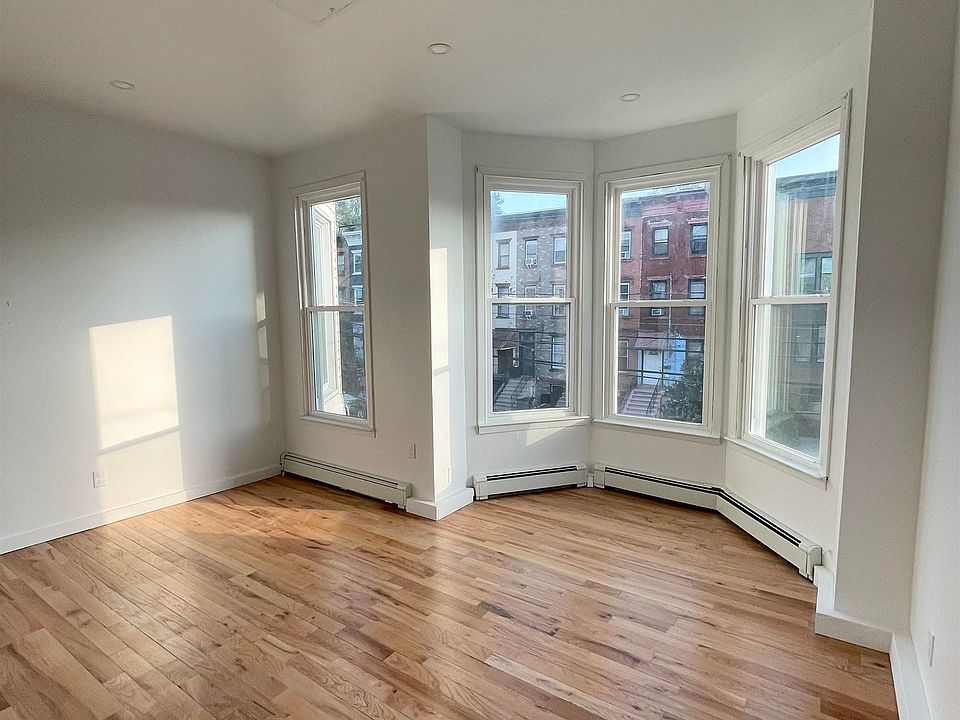 1st image of 38.5 Belmont Ave #2