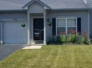 704 Bayles Dr, Romeoville, IL 60446