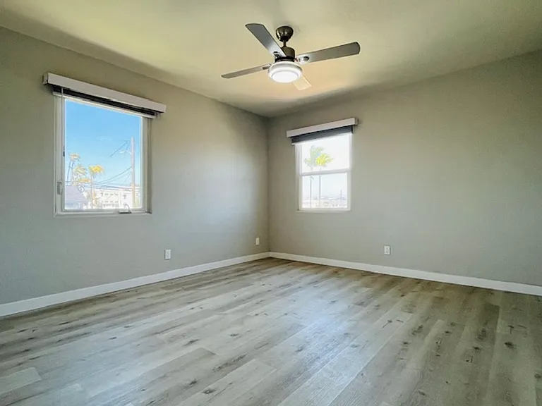4084-4090 Kansas Street — Photo 13