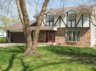 11 Harness Ln, Pesotum, IL