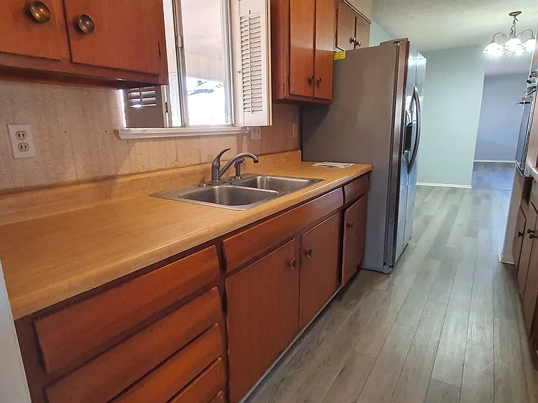 2791 Oxford Ave — Photo 6