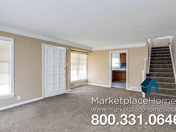 4th image of 20456 Norwood St