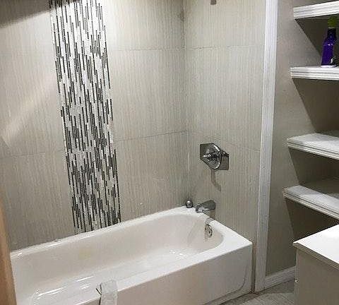 3rd image of 1095 1/2 21st Ave N APT 1
