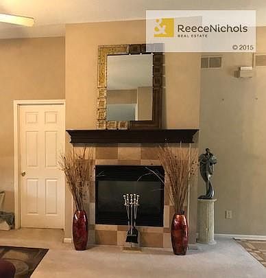 5th image of 541 NE Topaz Dr