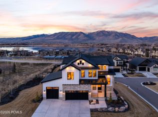 6372 E 950 S, Huntsville, UT 84317