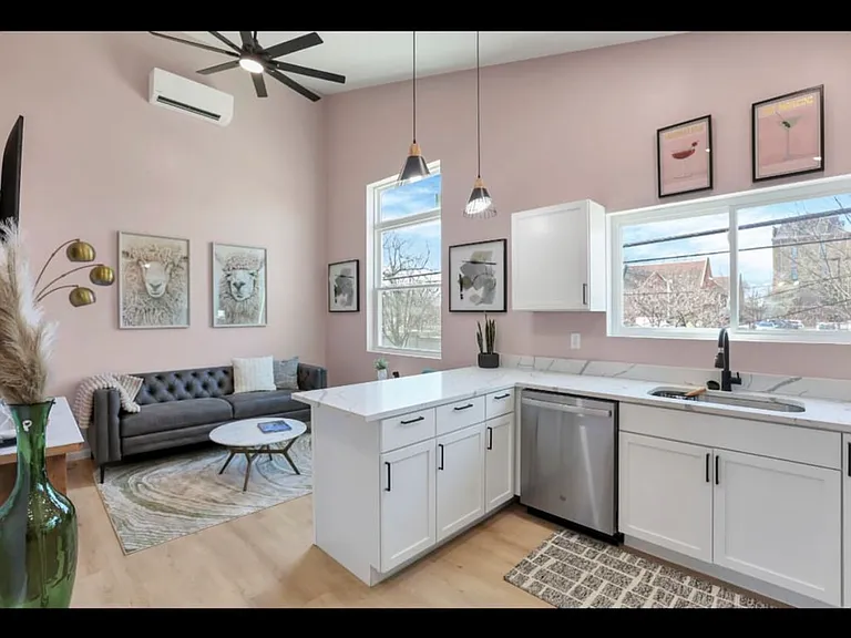 278 Allen Ave — Photo 9