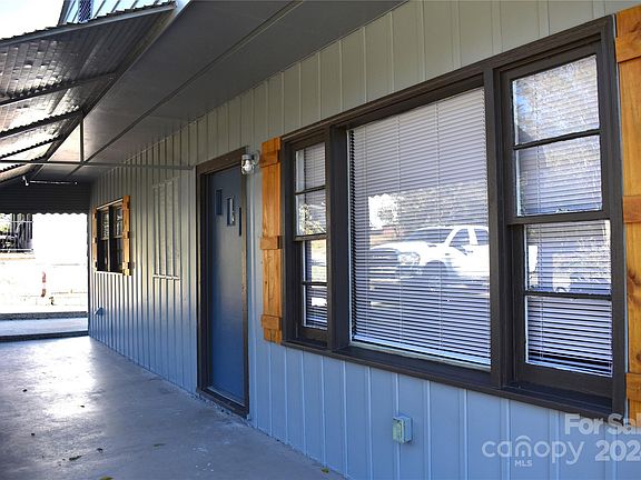 4th image of 316 S Church St