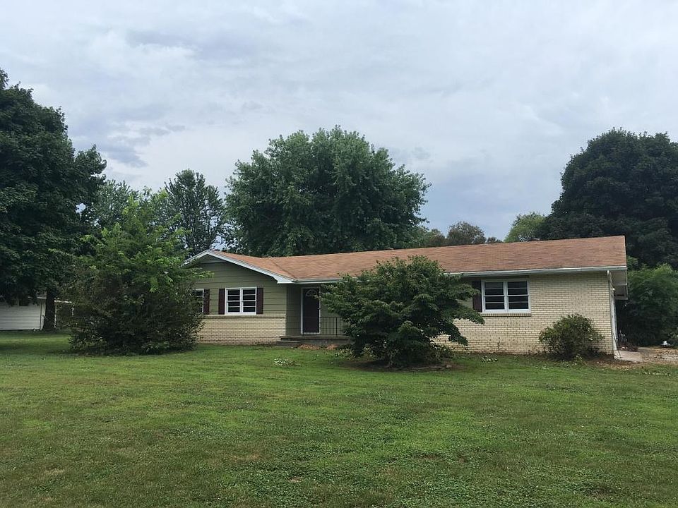 1st image of 300 E Bray Dr