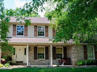 2406 W Bayberry Dr, Harrisburg, PA 17112