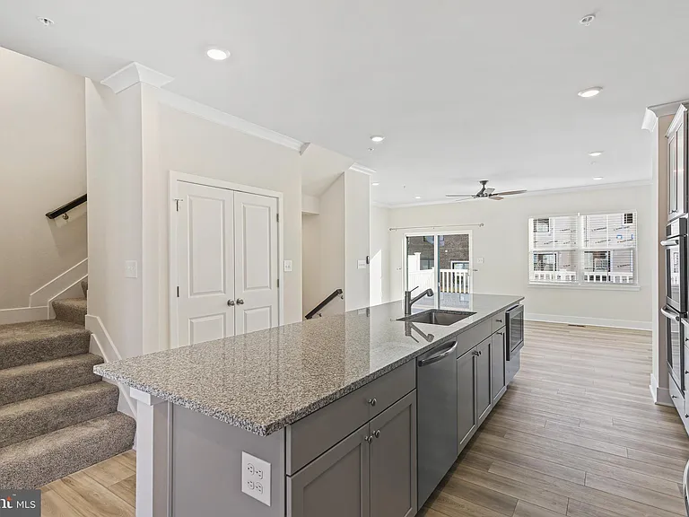 11407 Starlight Pl — Photo 14