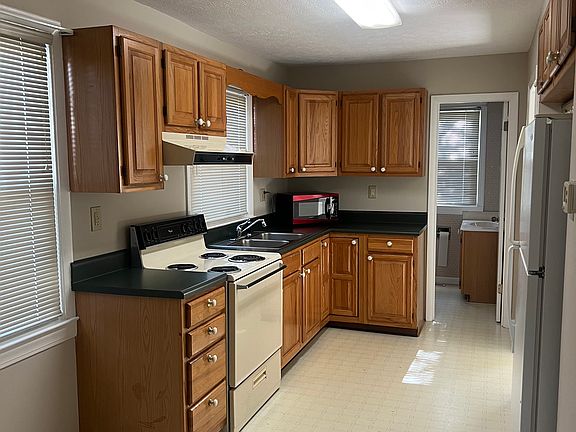 5th image of 71 Green Haven Ln