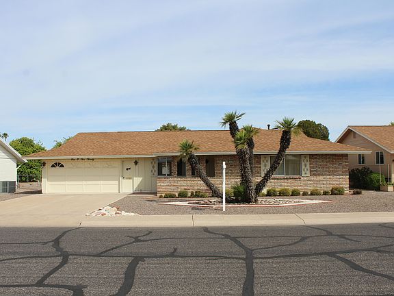 2nd image of 10220 W Cumberland Dr