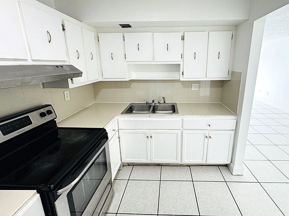 2nd image of 3710 NW 21st St APT 310