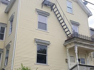 42-44 Hendricks St, Central Falls, RI 02863