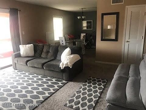 5th image of 125 E Colonial Ct #0