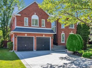 298 Northwood Dr, Oakville, ON L6M1M7