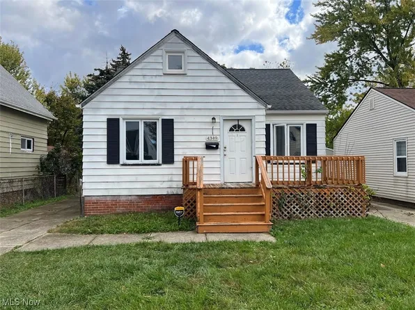 4349 W 132nd St, Cleveland, OH 44135
