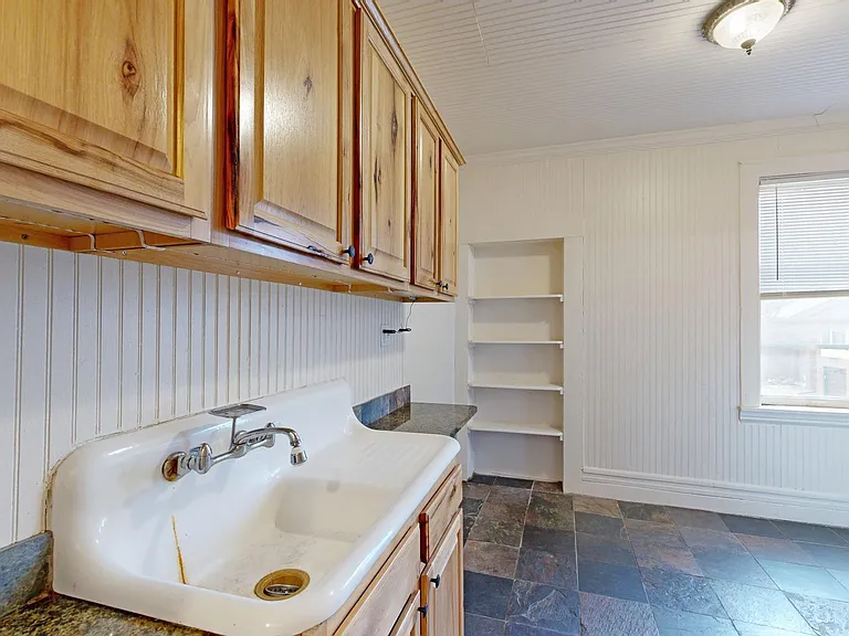 1917 Emerson Ave S #303 — Photo 7