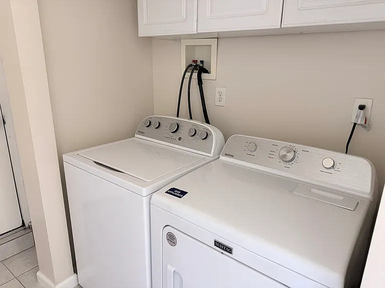 3082 Thurin Ave — Photo 23