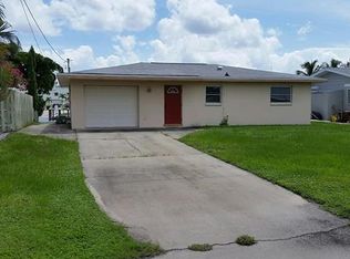 3062 York Rd, Saint James City, FL 33956