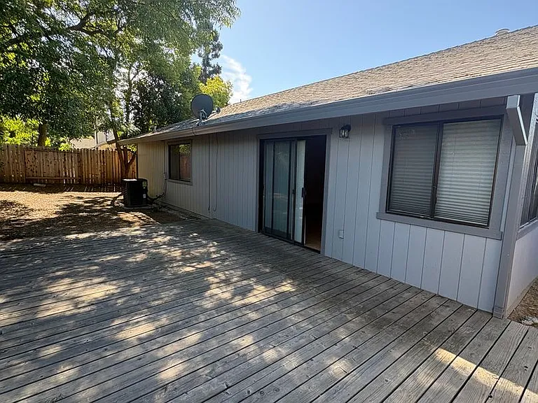 4509 Wrenford Way — Photo 17