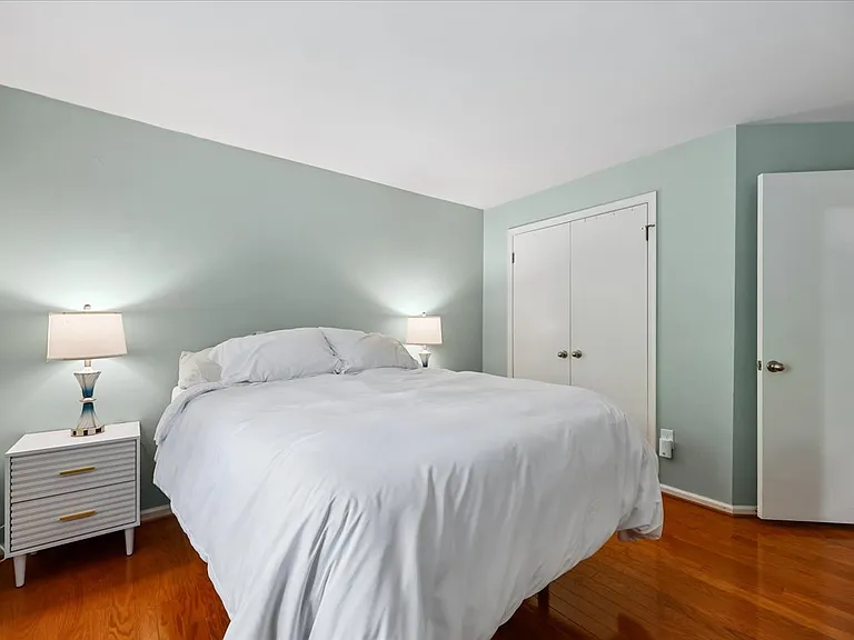 5702 Brewer House Cir #T3-12 — Photo 19