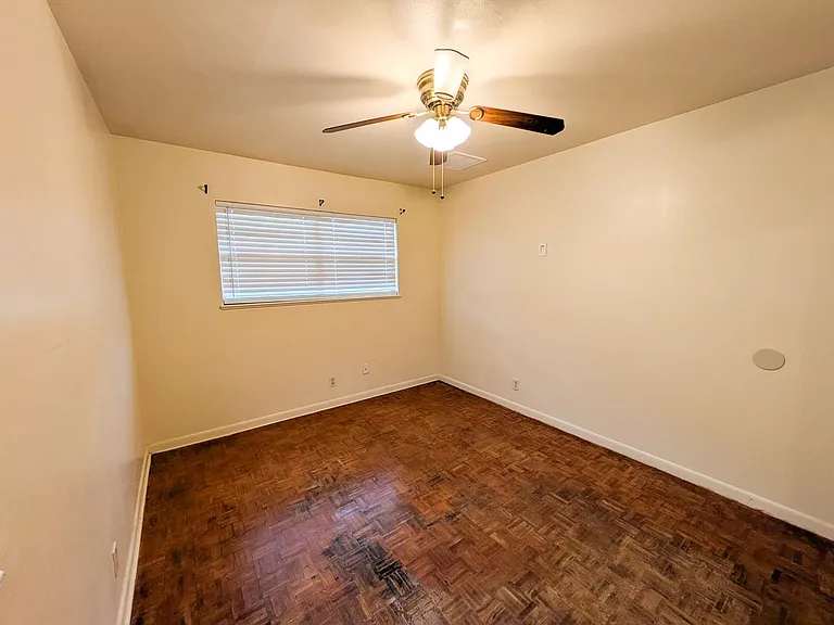 9225 Shepherd Dr — Photo 14