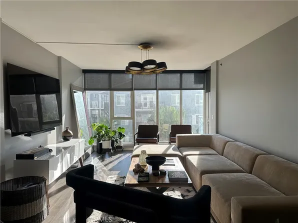 411 W Seaside Way Unit 302, Long Beach, CA 90802