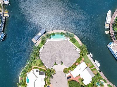 2550 NE 31st Court, Lighthouse Pt, FL, 33064