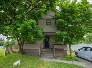 12501 Dove Ave, Cleveland, OH