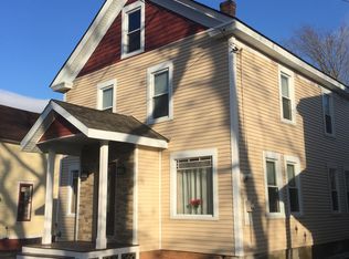 18 Smith St, Ludlow, VT 05149