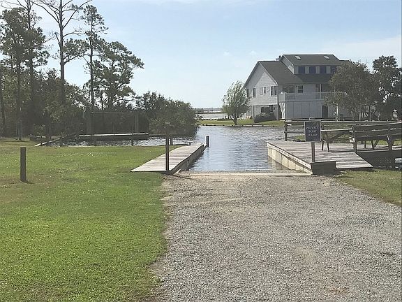 2nd image of 116 Beulah Ln