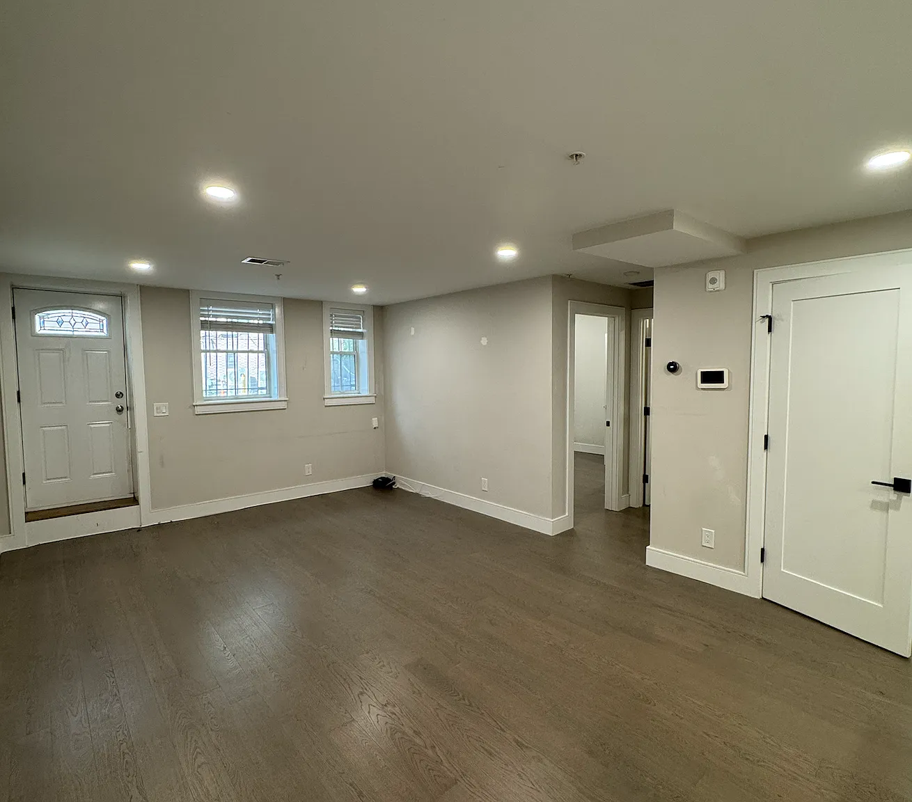 535 Newbury St — Photo 1