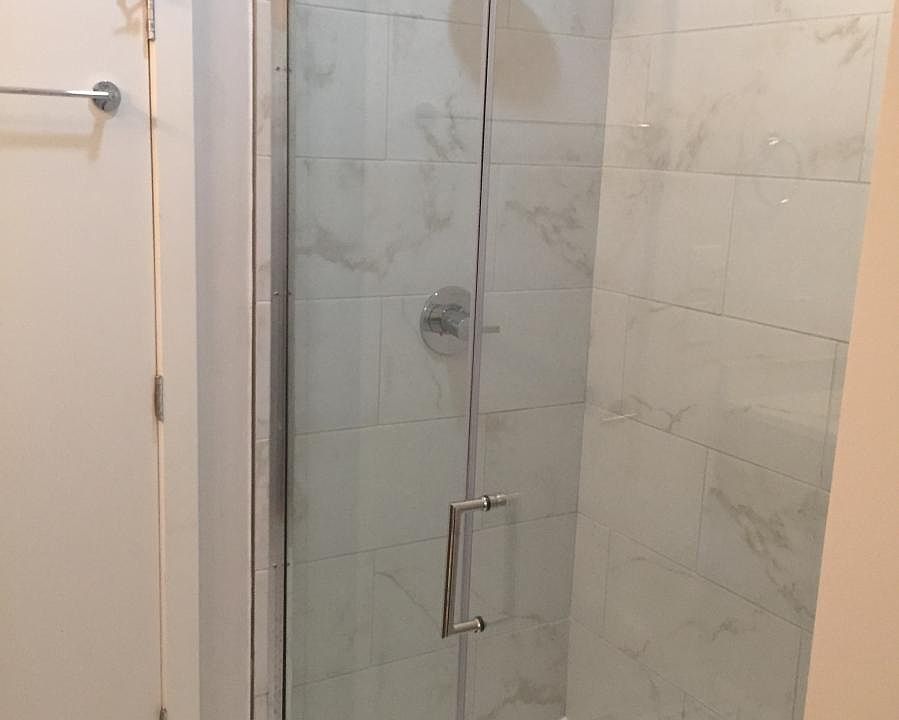 2nd image of 829 Houston St #201