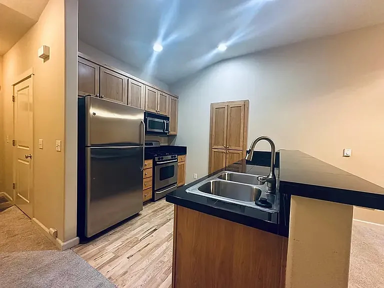 6298 SW Grand Oaks Dr #F301 — Photo 11