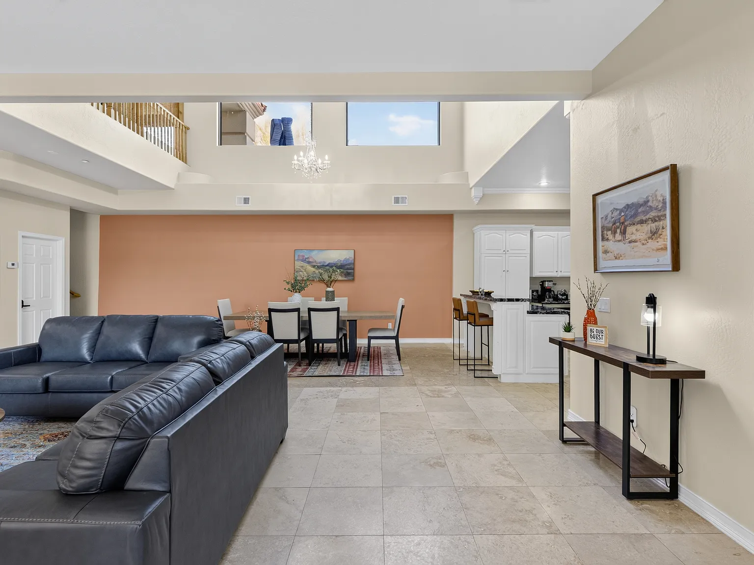 5 bed, 4.5 bath, 4039 sqft, $8,500 — Photo 4