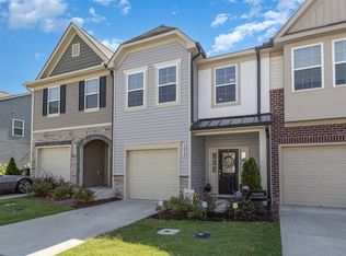 1212 Scholar Dr, Durham, NC 27703