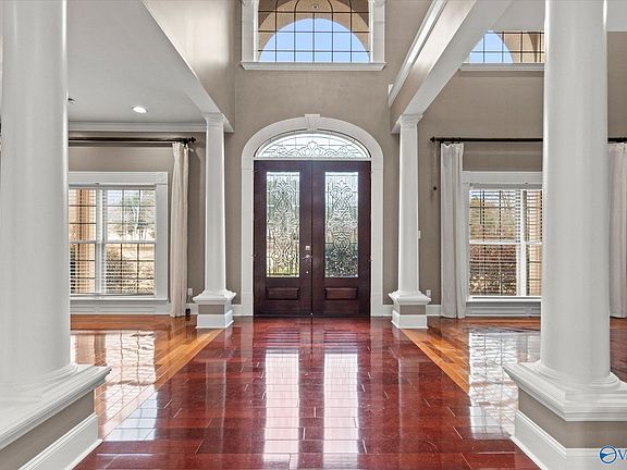 2nd image of 3725 S Woodtrail Rd